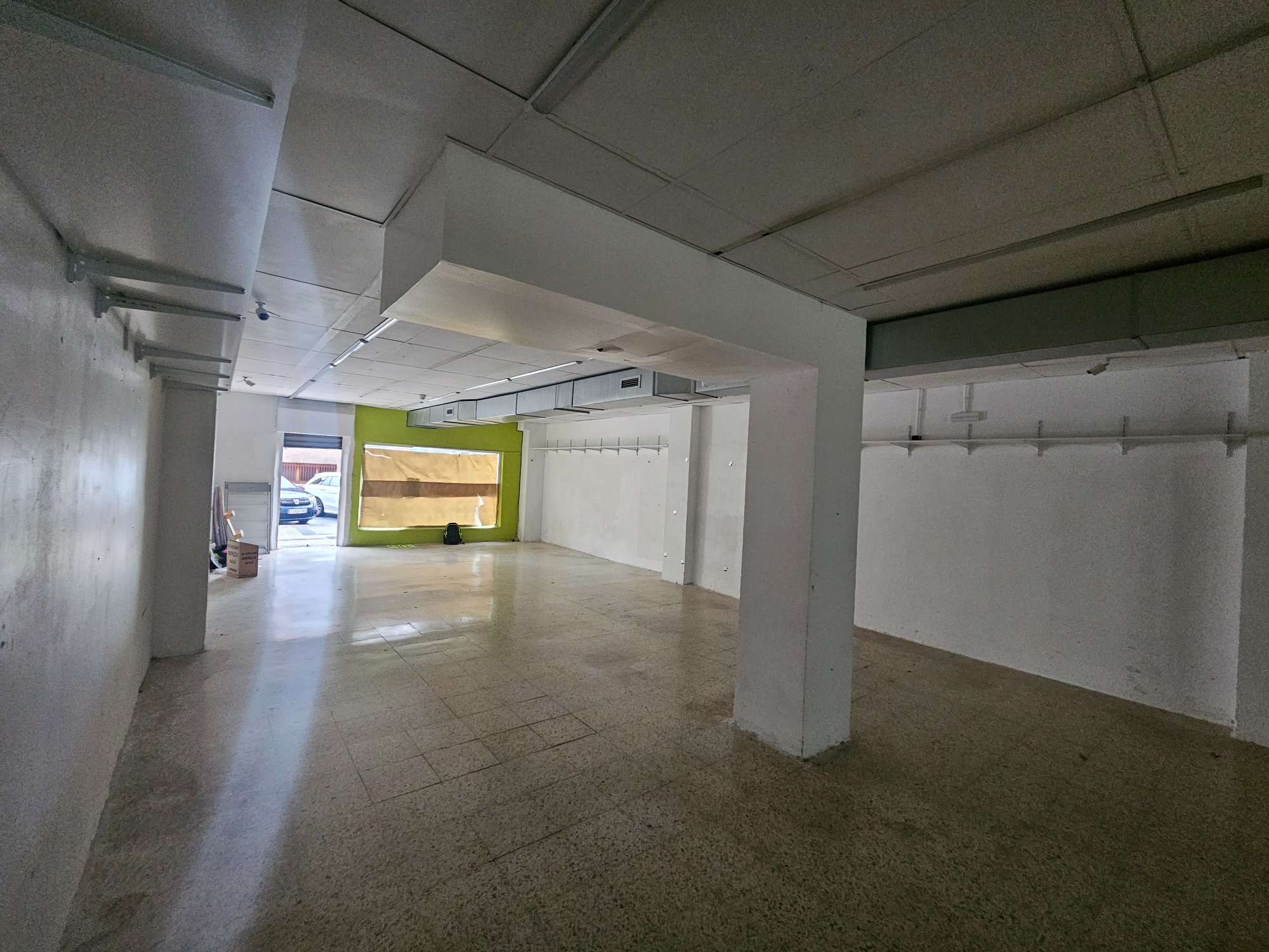 Antes · Interior local